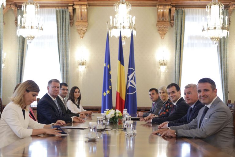 Palatul Cotroceni: Programul consultărilor cu partidele, pentru desemnarea unui nou prim-ministru
