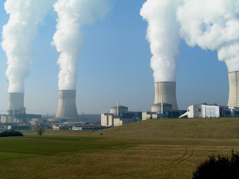 Germania şi Spania insistă pentru excluderea energiei nucleare din obiectivele UE privind energiile regenerabile