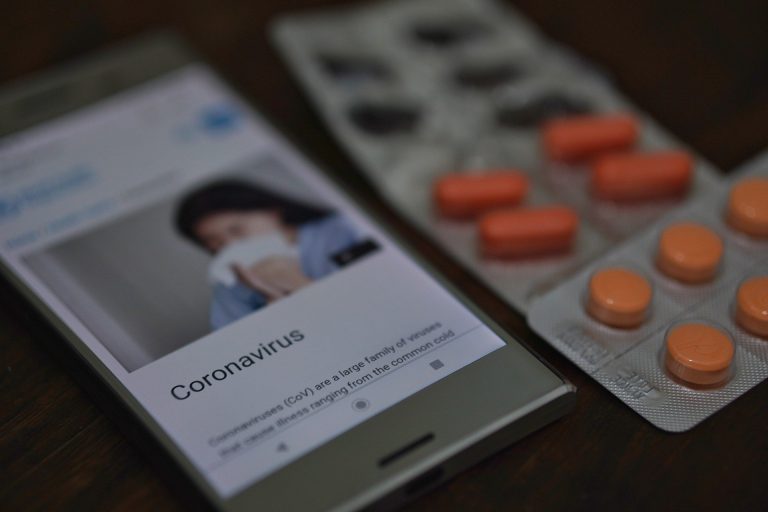 Cele „trei rele” care au declanșat epidemia mondială de coronavirus. O expertă analizează vina regimului de la Beijing