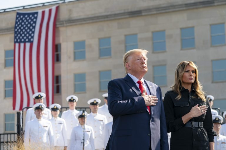 Soții Trump s-au vaccinat de Covid încă din ianuarie, dar fără să anunțe