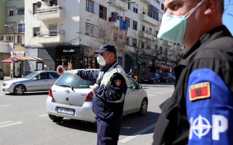 Albania îşi închide frontierele şi intră în carantină de la miezul nopţii