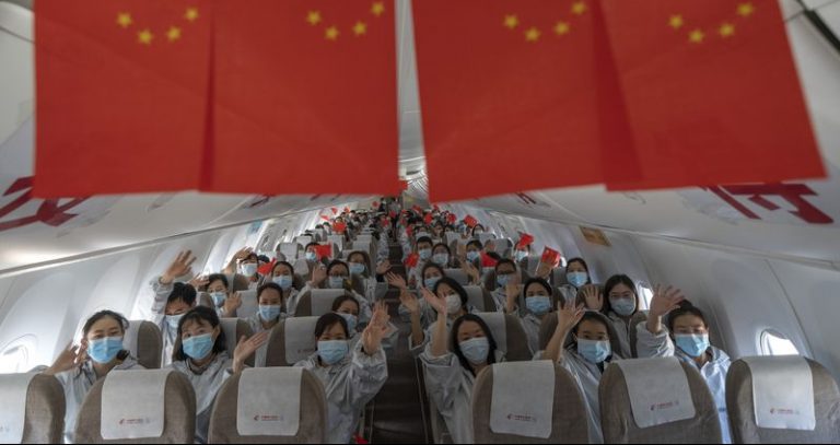 Dictatura Covid este în China, nu în Europa. Cum arată revenirea la normalitate în cea mai mare ţară comunistă