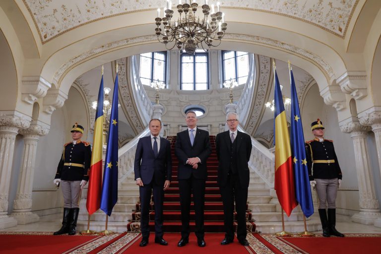 Iohannis a fost în cărți pentru a deveni șeful Consiliului European. Donald Tusk: I-am spus că va fi extraordinar. A refuzat