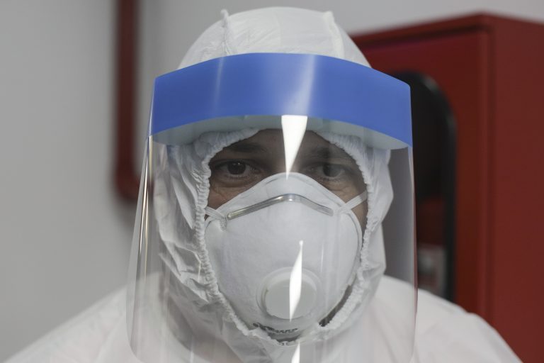 COVID-19: ISU instalează la Constanța corturi  pentru efectuarea pretriajului pacienţilor la Spitalul Judeţean şi cel de Boli Infecţioase