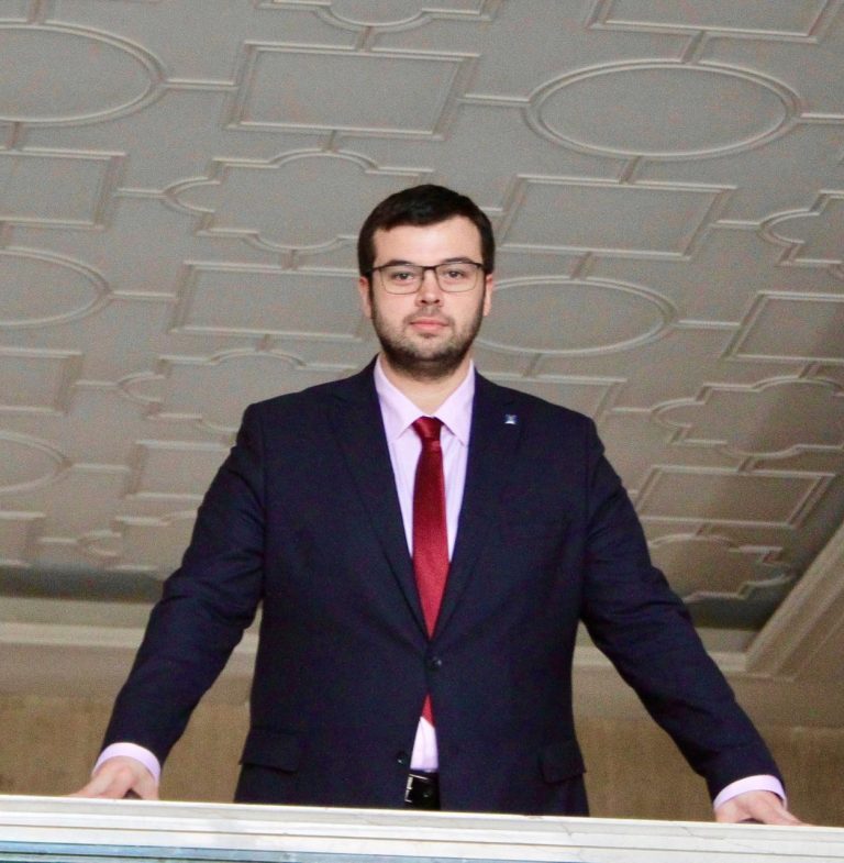 Radu Nicolescu, Consilier de Stat al Premierului în domeniul IT: „Te provoc! Aplică cu proiectul tău și vino alături de echipa mea din Guvernul României”