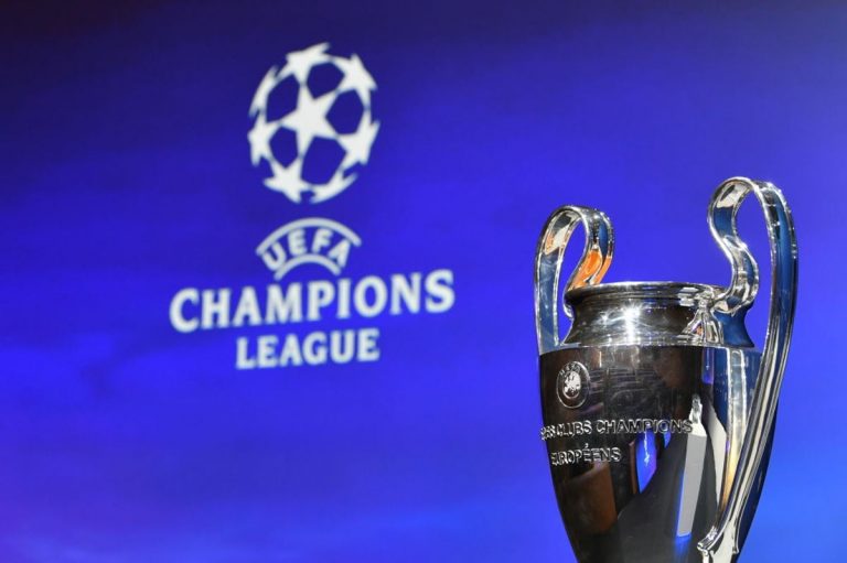 UEFA va include cel puţin două femei în Comitetul Executiv