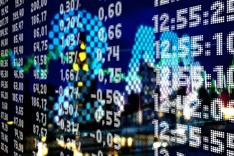 Lupta împotriva COVID-19 este și un „război economic”. Unde se află acum vulnerabilitatea care ar putea provoca o criză economică ca în 2008