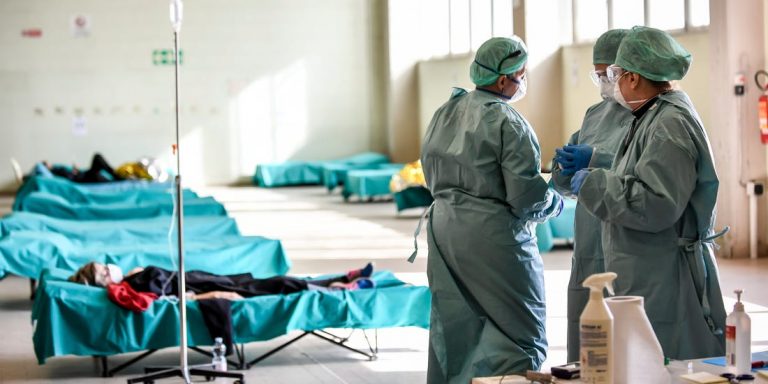Numărul deceselor a trecut de 8.000 în Italia, iar cel al infectărilor a depășit 80.000