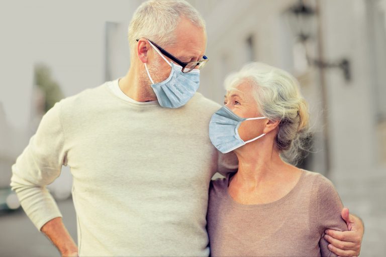 Persoanele cu vârsta de peste 65 de ani pot merge la spital pentru tratament în orice interval, nu doar între orele 11.00 -13.00