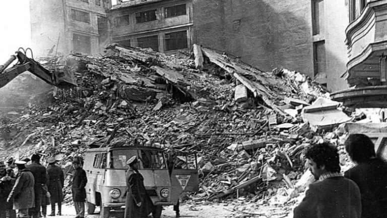 Cutremurul din 4 martie 1977: Peste 1.500 de victime și 32.897 de clădiri prăbuşite sau grav avariate