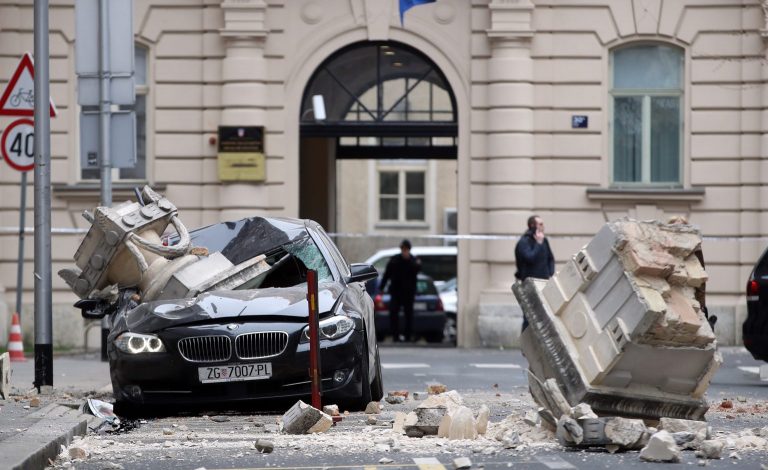FOTO | Cutremure puternice în Croația. Clădirea în care funcţionează agenţia de presă Hina, grav deteriorată