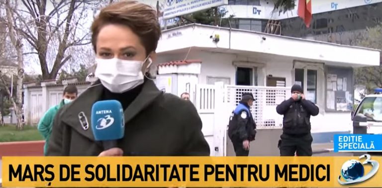VIDEO. Antena 3 a ignorat apelurile de distanțare socială și a promovat un „marș de solidaritate” cu medicii