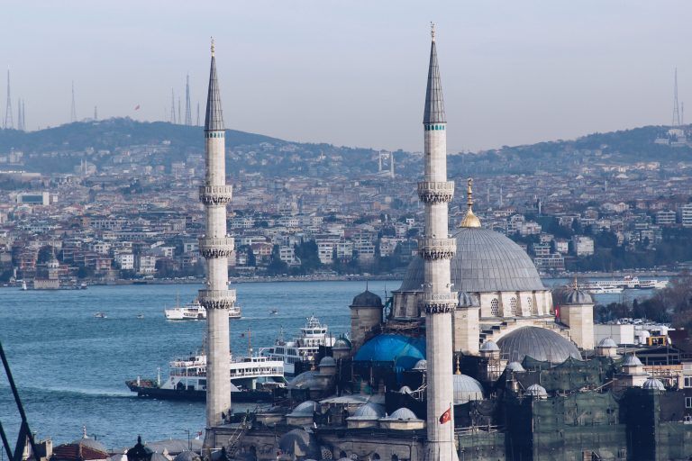 Elif Shafak: Turcia e o poveste despre eșecurile Europei