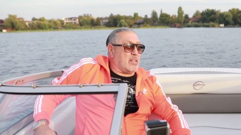 Serghei Mizil, înjurături la adresa românilor din Italia: Stați în p…a mea la voi acolo, ați votat contra ”ciumei roșii”! Nu vă mai e frică de ”ciuma roșie”?