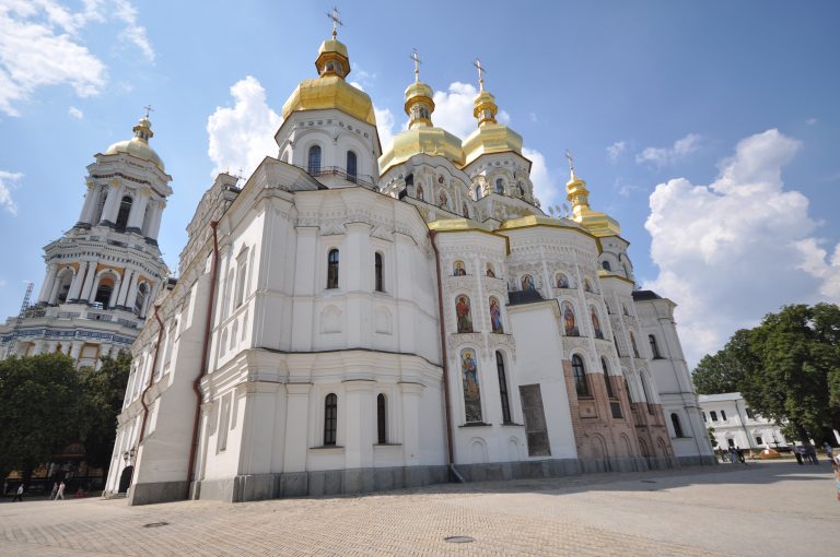 OSCE şi Consiliul Europei cer Rusiei să nu mai atace lăcaşele de cult din Ucraina
