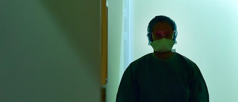 Medic militar, în iadul găsit la Suceava: „Am avut nevoie de multă putere de procesare să mă conving că nu sunt înconjurat de strigoi sau zombie”