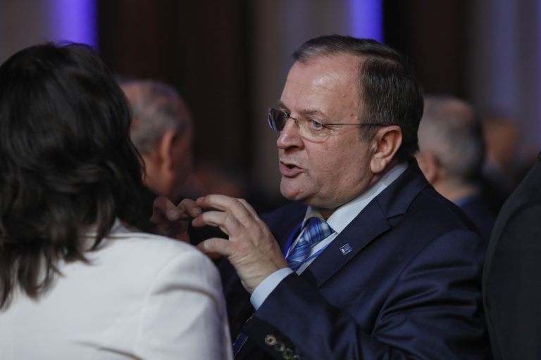 Gheorghe Flutur, avertisment către medicii din spitalul Suceava, care au dezvăluit diverse probleme: Să nu credem că dacă ne blurăm fața și apărem pe TV se va ridica Bucovina