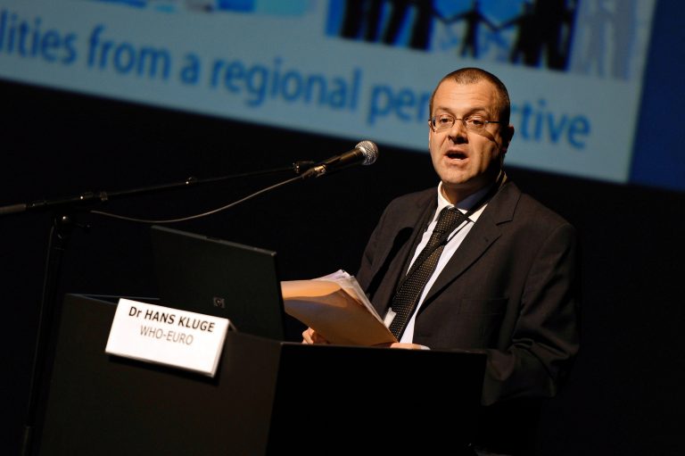 Directorul OMS pentru Europa: Ne confruntăm cu o explozie a cazurilor de Covid-19, dar școlile pot rămâne deschise, nu s-a dovedit că sunt un vector de transmitere
