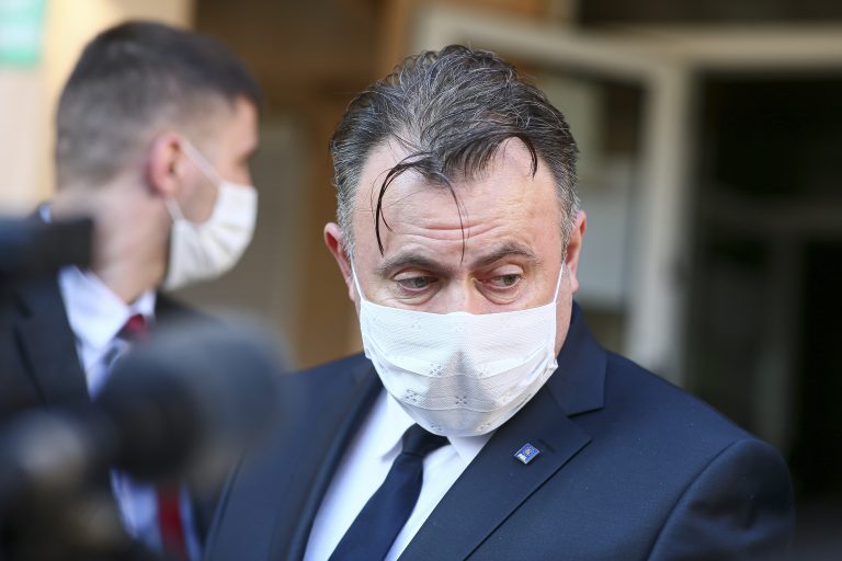 Nelu Tătaru despre sărbătorile pascale: Recomand evitarea locurilor aglomerate şi distanţarea socială