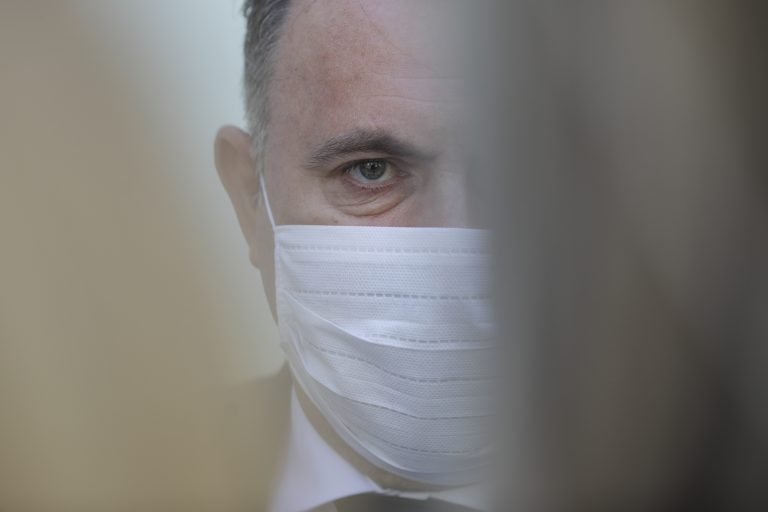 Avertismentele lui Nelu Tătaru: 5% din cazurile noi ajung la ATI. Ce am văzut în Spania și Italia se poate întâmpla și la noi