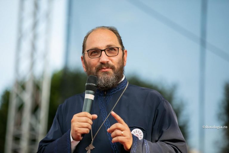Părintele Constantin Necula: Staţi acasă! Nu de frica morţii, ci din iubire pentru viaţă