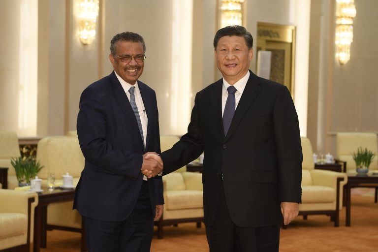 Pompeo îl acuză pe șeful OMS că a fost ”cumpărat” de China. Reacția Organizației