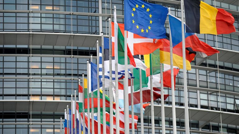 Șeful Tribunalului UE, într-o apariție rară, avertizează că verdictul unei instanțe germane ar putea destrăma Uniunea Europeană