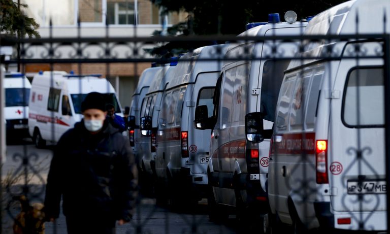 Situație dramatică în Rusia, unde ambulanțele fac cozi la spitale. 2.186 de cazuri noi de infecții cu COVID-19 în ultimele 24 de ore