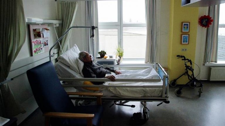 Olanda aprobă eutanasierea pacienților cu demență avansată