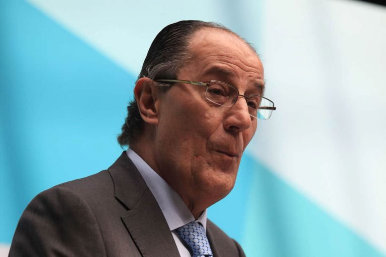 Preşedintele Bursei din Mexic a decedat după ce a contractat noul coronavirus