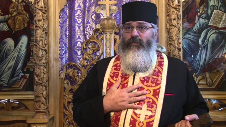Părintele Calistrat din Iași cheamă oamenii la biserică în noaptea de Înviere. Patriarhia Română dezavuează mesajele care incită la încălcarea măsurilor de restricție