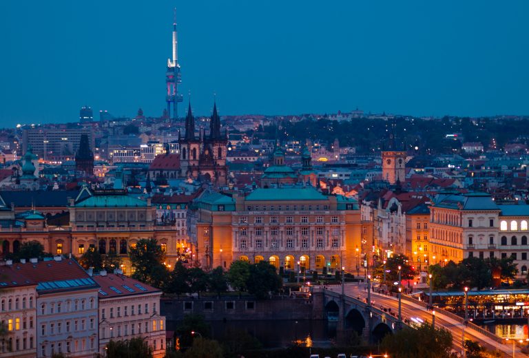 Praga, cuib de agenți ruși și „poarta de intrare a Chinei în Europa”. Aventura primarului care și-a pus în cap Moscova și Beijingul