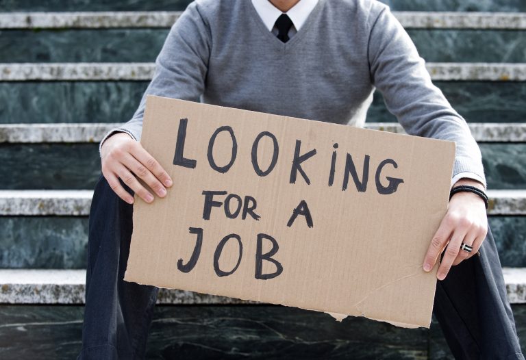 Romania’s unemployment rises to 4.8% in April, highest rate in 30 months