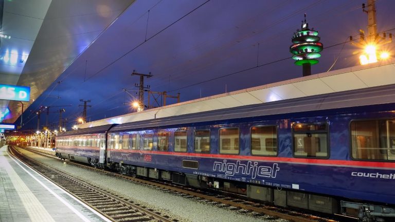 Extrase dintr-un discurs al lui Hitler, difuzate într-un tren din Austria