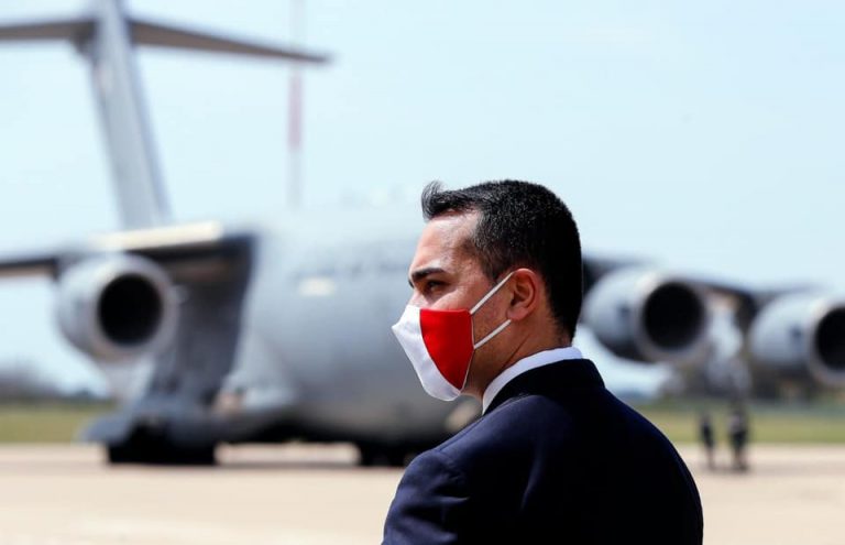 Italia nu mai vrea migranţi ilegali pe teritoriul său, a afirmat ministrul de externe Luigi Di Maio