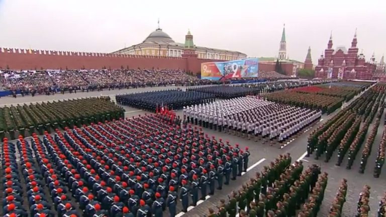 Putin nu se lasă, va organiza pe 24 iunie Parada Victoriei la Moscova