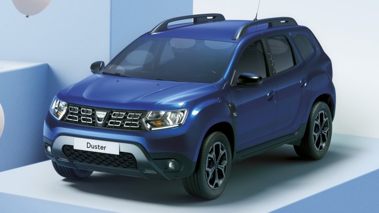 FOTO | Dacia – ediție specială, la aniversarea a 15 ani de la intrarea Logan pe piața europeană