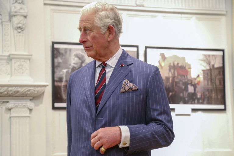 FOTO | Prinţul Charles a lansat primul său parfum, intitulat “Highgrove Bouquet”