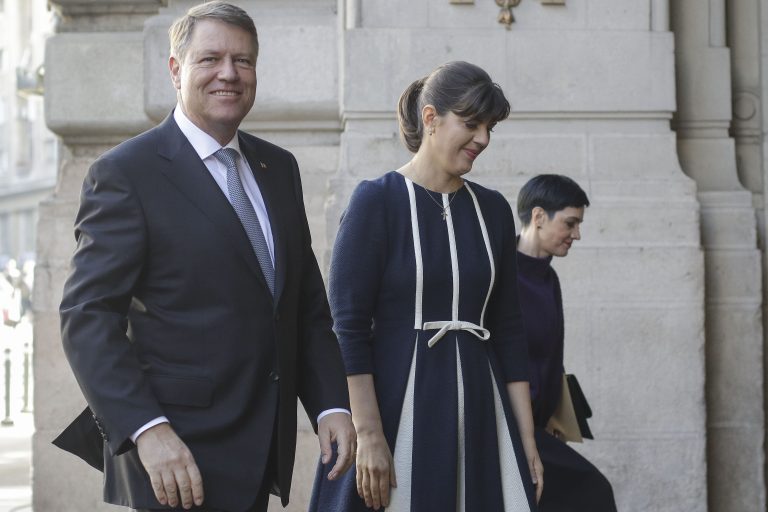 Iohannis: CCR are obligația de a revizui nu numai decizia în cazul Kovesi, ci și deciziile luate în după simple declarații, fie ele și politice