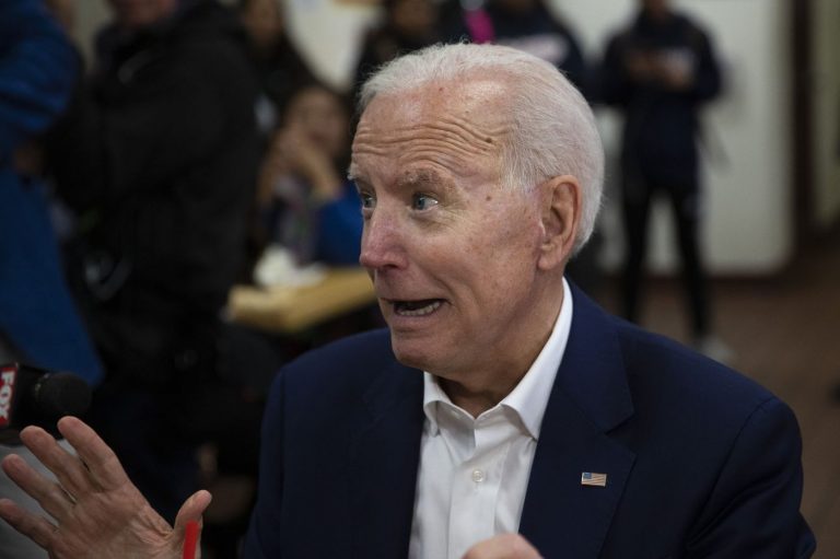 Preşedintele Biden nu a vorbit cu procurorul general al SUA în legătură cu acuzaţiile împotriva lui Donald Trump privind documentele clasificate