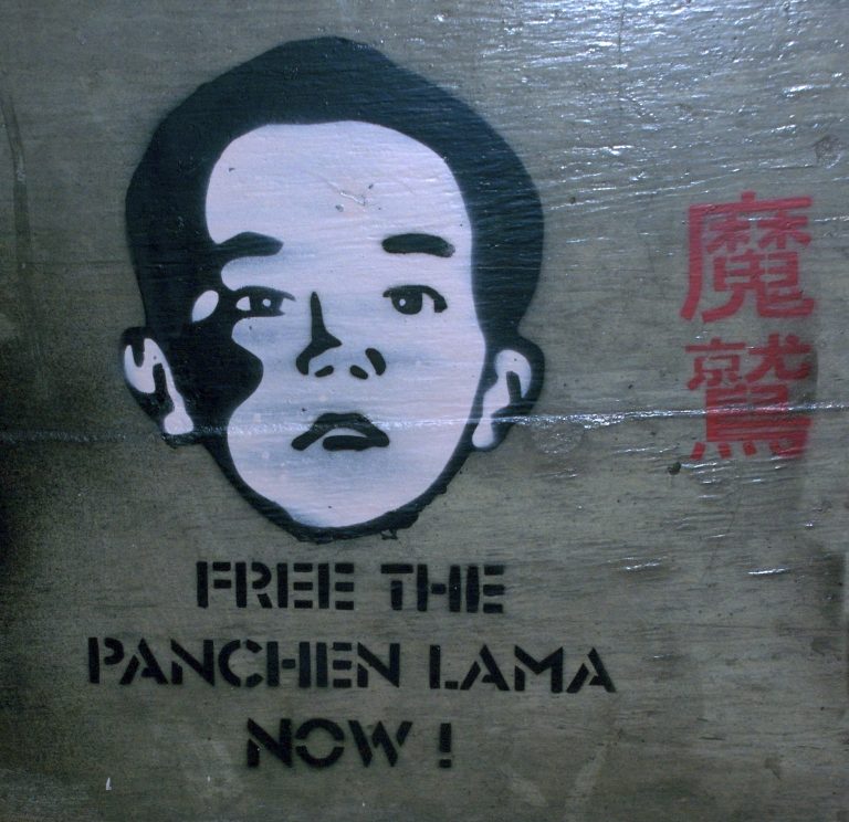 SUA dezgroapă cazul lui Panchen Lama, dispărut în 1995, când avea doar șase ani. Presiune pe China pentru a-l elibera