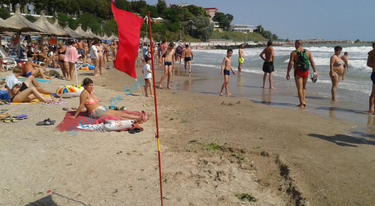 Orban recomandă concediul în România. Bode: Traficul aerian, redus cu 95%