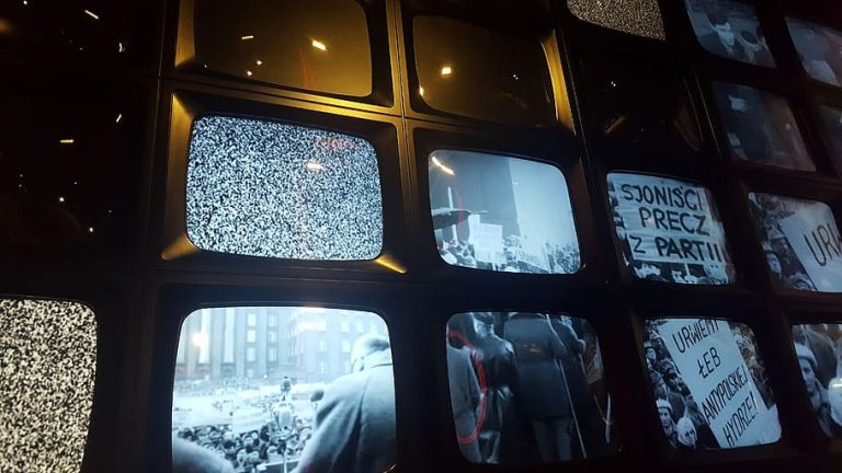 COVID-19 pandemic sees a rise in online antisemitism in Romania, Holocaust group says