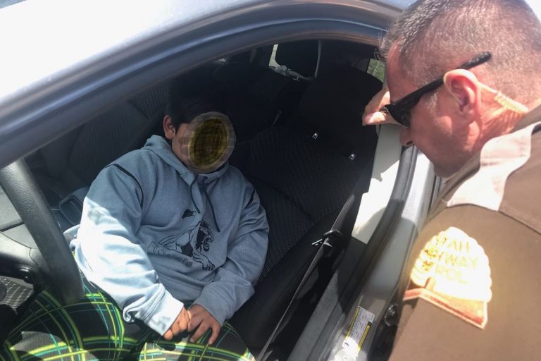VIDEO | Un băiețel de 5 ani, cu 3 dolari în buzunar, a plecat cu mașina familiei să-și cumpere un Lamborghini din California