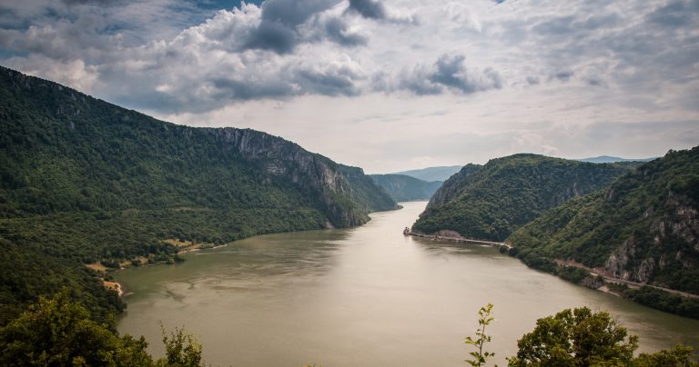 Studiu îngrijorător: Dunărea s-a micșorat cu 134 de kilometri în lungime
