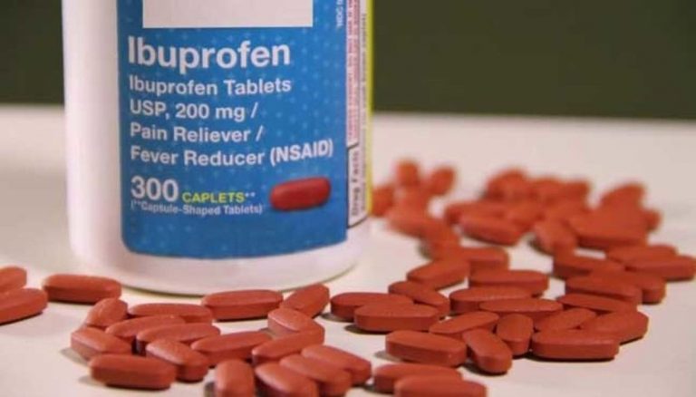 Autoritățile mondiale în domeniul sănătății: Ibuprofenul nu agravează COVID-19 și poate fi folosit pentru tratamentul simptomelor bolii