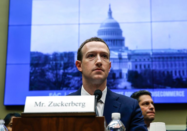 Atacul cibernetic asupra Facebook dezvăluie că Zuckerberg folosește Signal