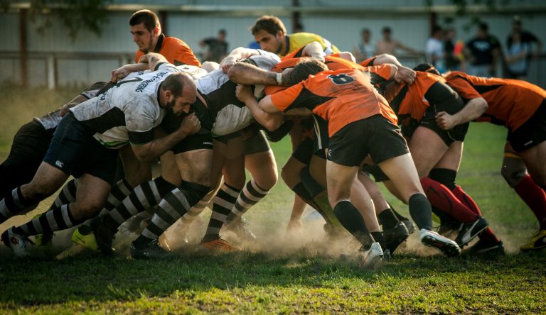 Coronavirusul produce o „remaniere” în rugby. Ce elemente din acest sport ar putea fi interzise temporar