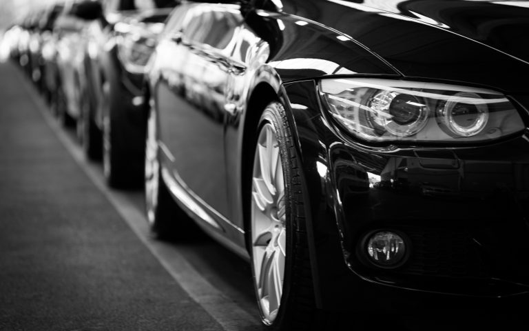 Zona auto, de utilitate publică în România. La nivel european, sectorul are 13,8 milioane angajaţi