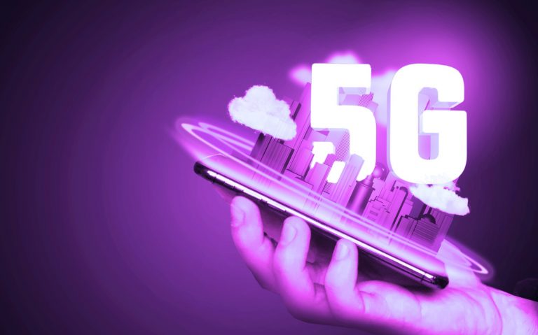 Victimele propagandei anti-5G dau 339 de lire sterline pe un „scut cuantic” de 5 lire. Dilată timpul, te ajută să dormi bine, „masează” ADN-ul